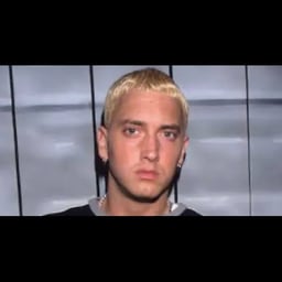 EM2